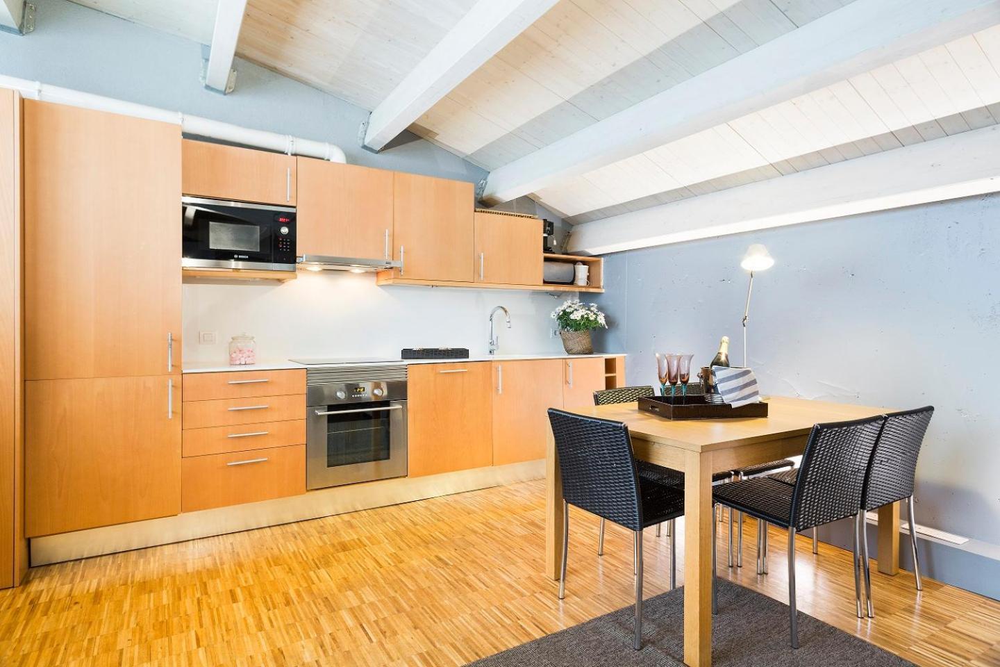 Apartment Barcelona Rentals - Sarria Apartments Near Center ห้อง รูปภาพ