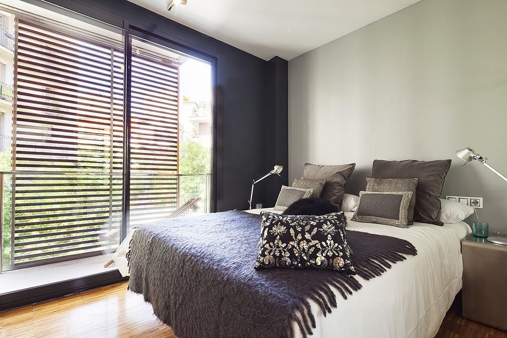 Apartment Barcelona Rentals - Sarria Apartments Near Center ภายนอก รูปภาพ
